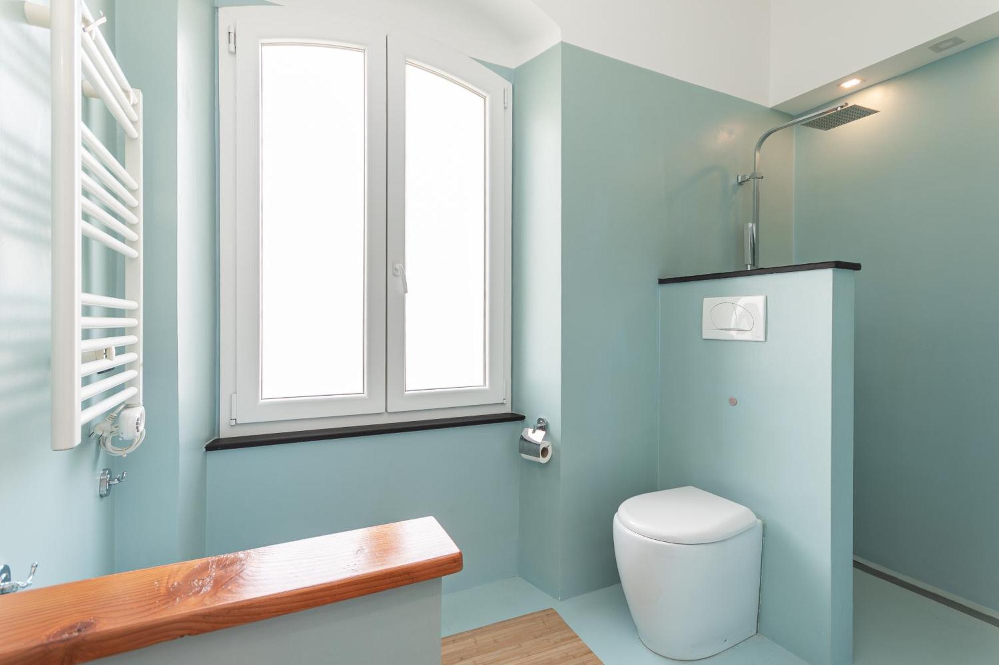 Spacious 3-Bedroom Apartment - 10 Min To City Center & 5 Min To Gaslini Hospital Genova Eksteriør billede